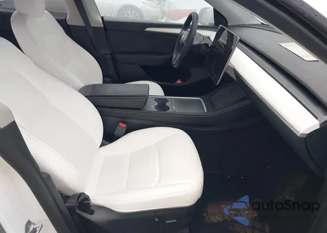 2023 Tesla Model Y Performance Dual Motor All-Wheel Drive from USA, damaged, VIN 7SAYGDEF1PF864976